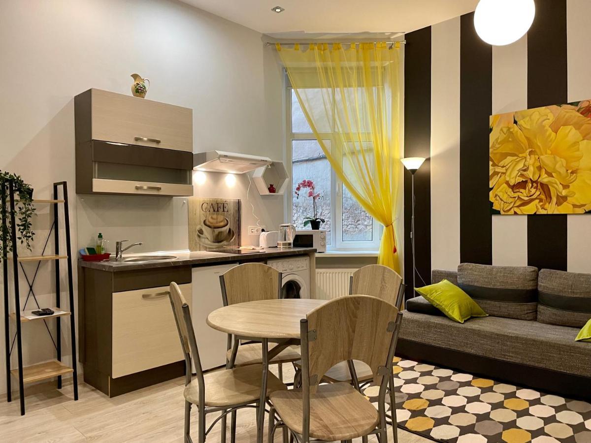 Apartments In Art Nouveau District รีกา ภายนอก รูปภาพ